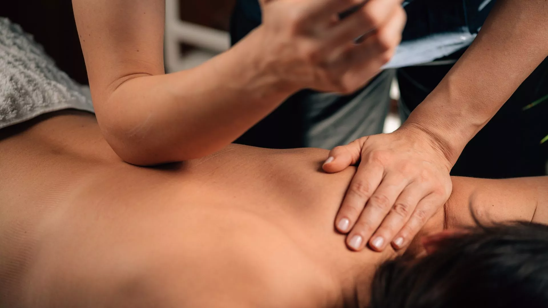 Clean and comfortable massage room